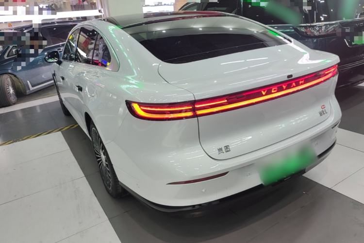 Voyah Lantu Chiguang L 2026 — 4