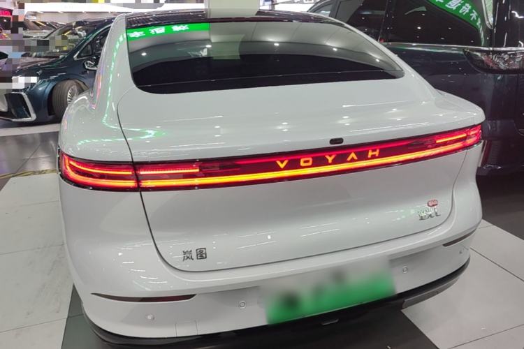 Voyah Lantu Chiguang L 2026 — 5