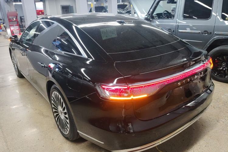 AITO Stelato S9 2026 — 4