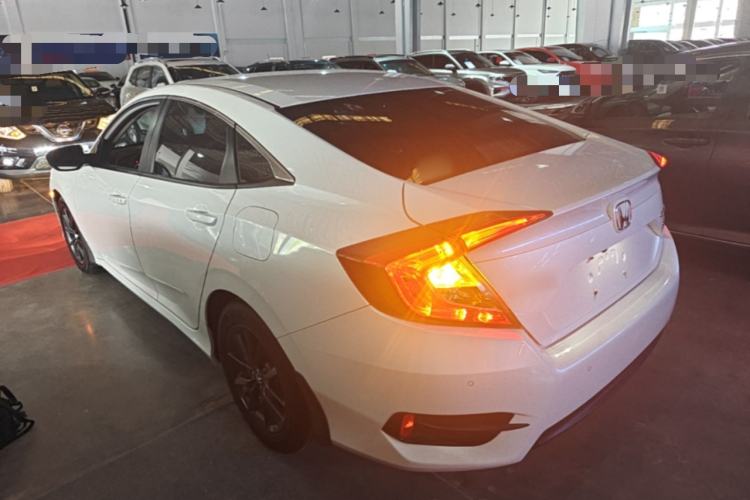 Honda Civic 2016 — 4