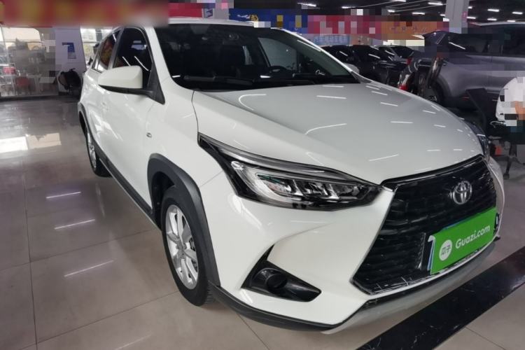 Toyota Yaris L 2020 — фото 3