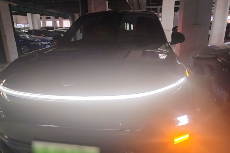 Li Auto L9 2024 — 2
