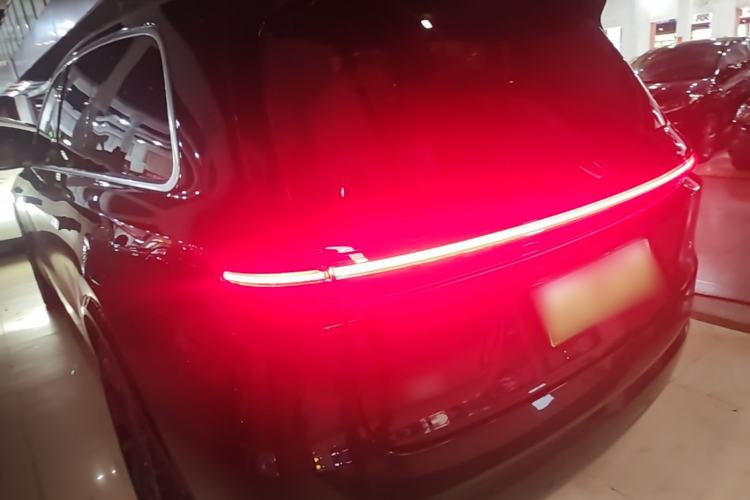 Li Auto L9 2024 — 4