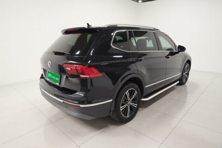 Volkswagen Tiguan L 2020 — фото 4