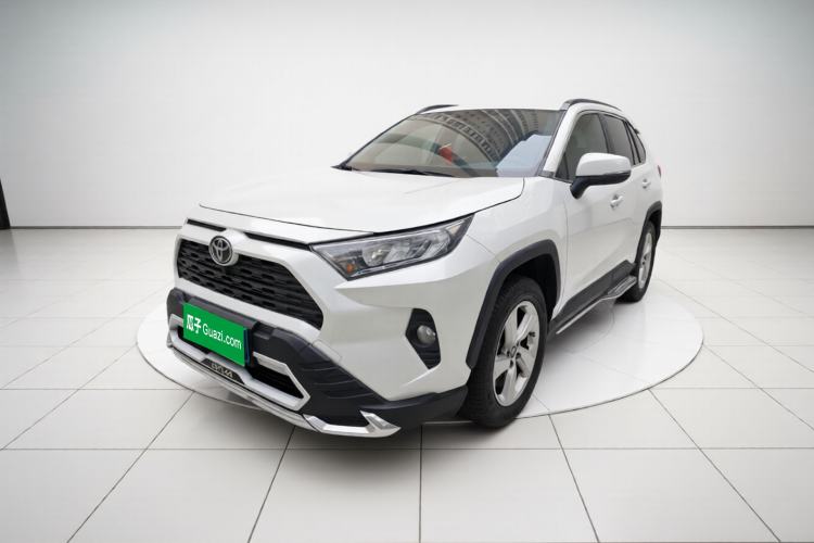 Toyota rav4 2021 — фото 1