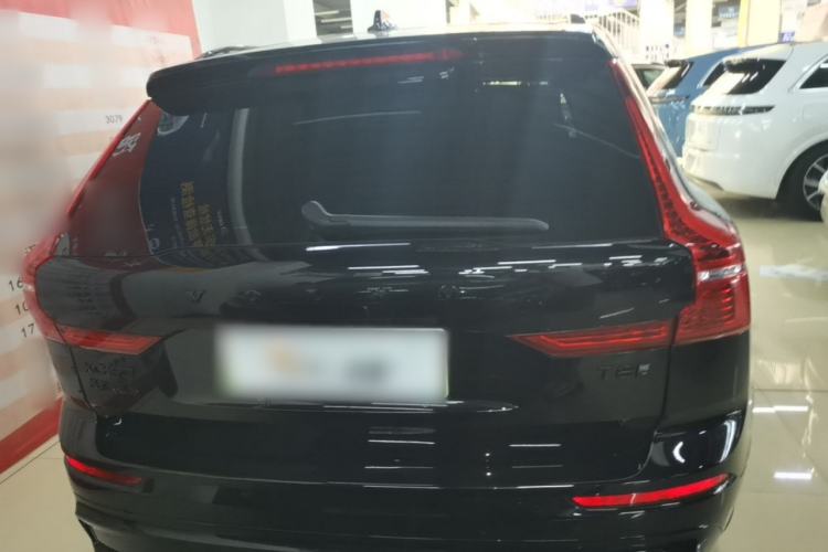 Volvo XC60 2025 — 5