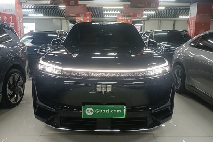 Geely Galaxy M9 2025 — 2