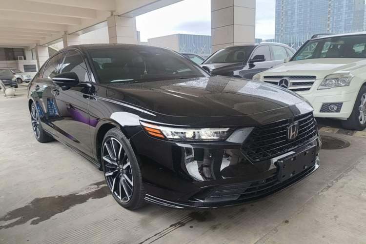 Honda Accord 2023 — 3
