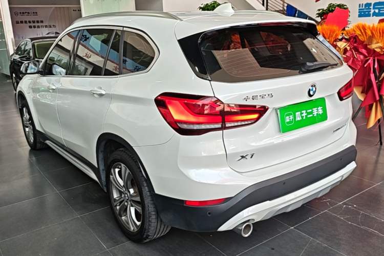 BMW X1 2020 — фото 4