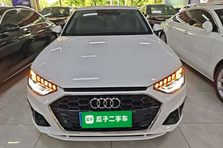 Audi A4 2024 — 2