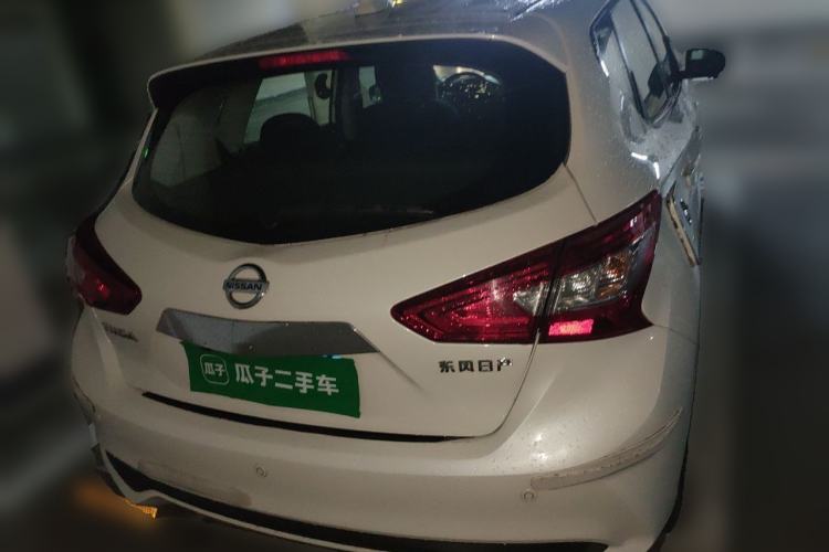 Nissan Tiida 2021 — 5