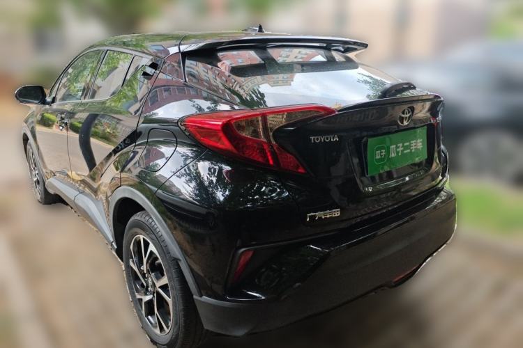 Toyota C-HR 2020 — 4