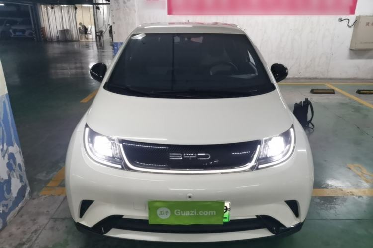BYD Dolphin 2023 — 2