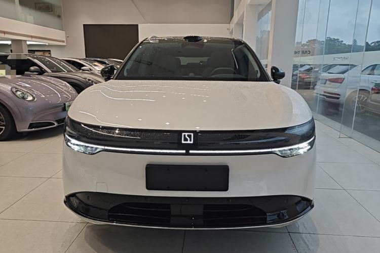 Zeekr 7X 2025 — 2