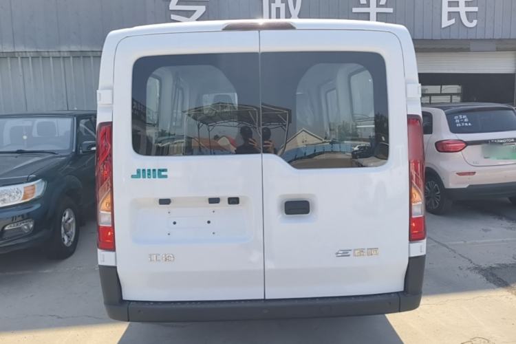 JMC E Fushun 2025 — 5