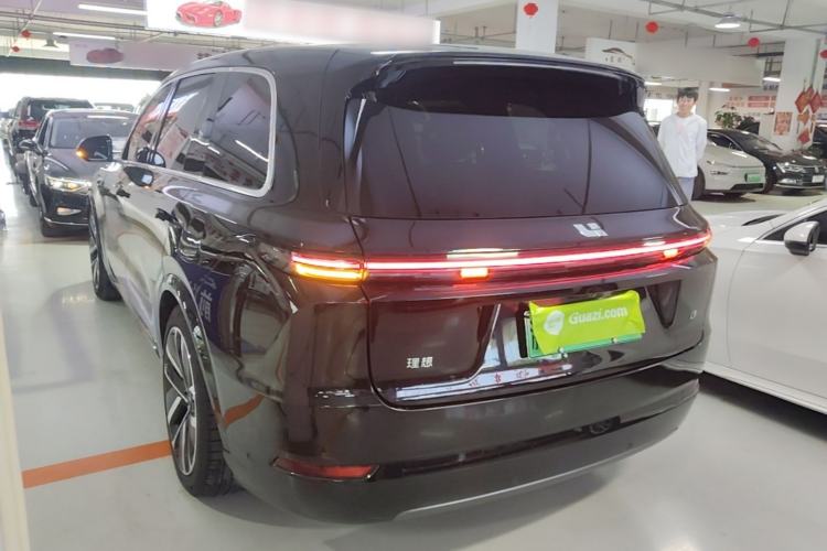 Li Auto L9 2023 — 4