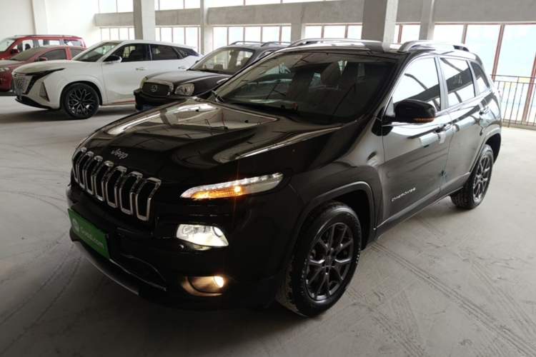 Jeep Cherokee 2020 — фото 1