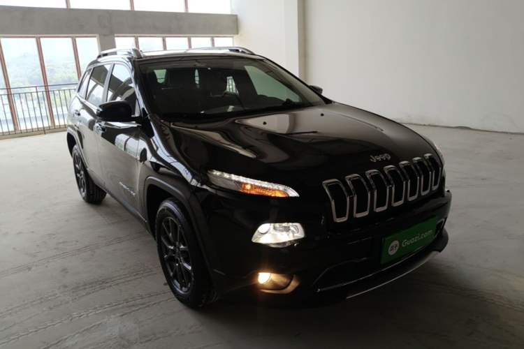 Jeep Cherokee 2020 — фото 3