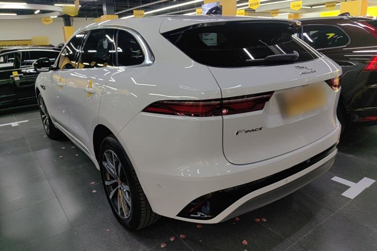 Jaguar F-PACE 2021 — фото 4