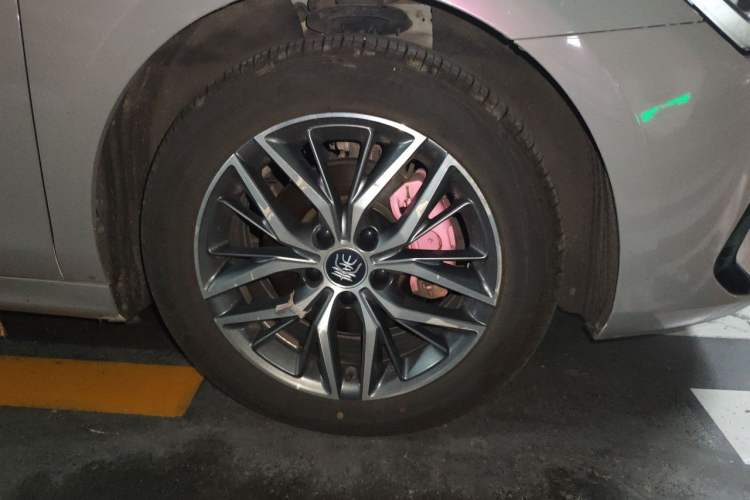 BYD Qin PLUS 2021 — 5