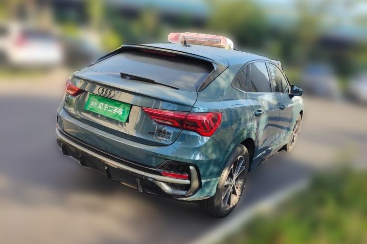 Audi q3 sportback 2024 — фото 4
