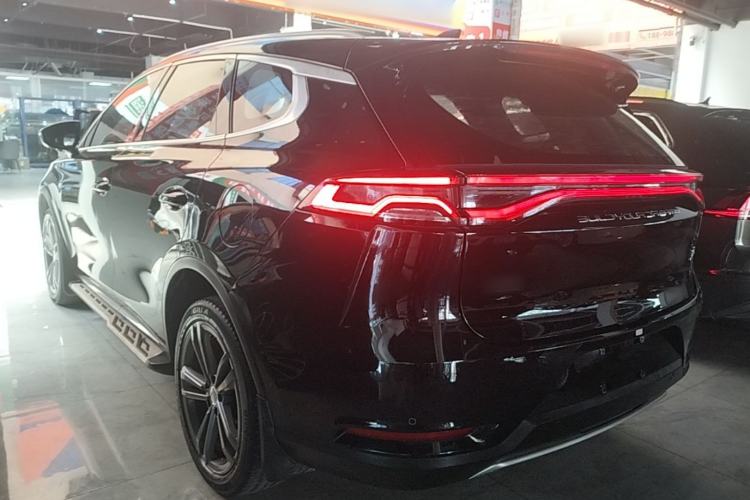 BYD Tang 2021 — 4