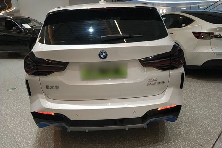 BMW iX3 2022 — 5