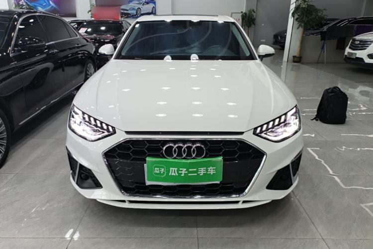 Audi A4 2024 — 2