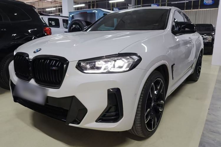 BMW x4 2022 — фото 1