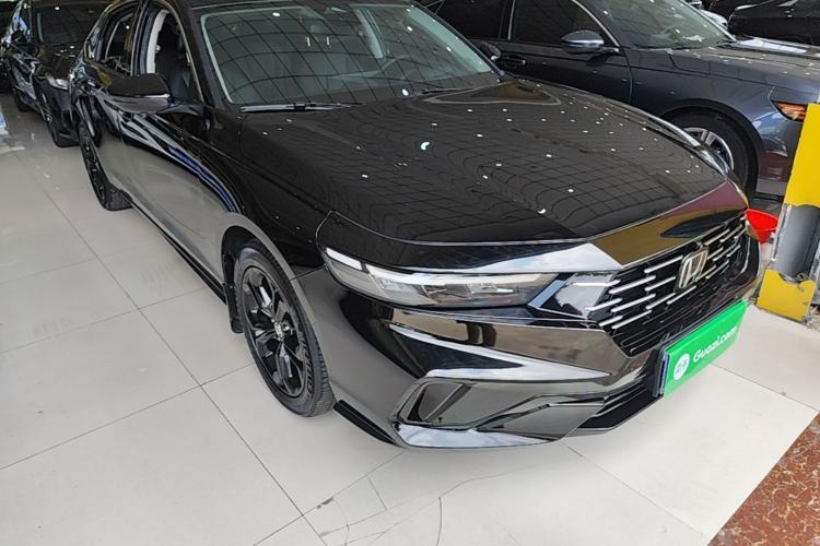 Honda Accord 2025 — 3