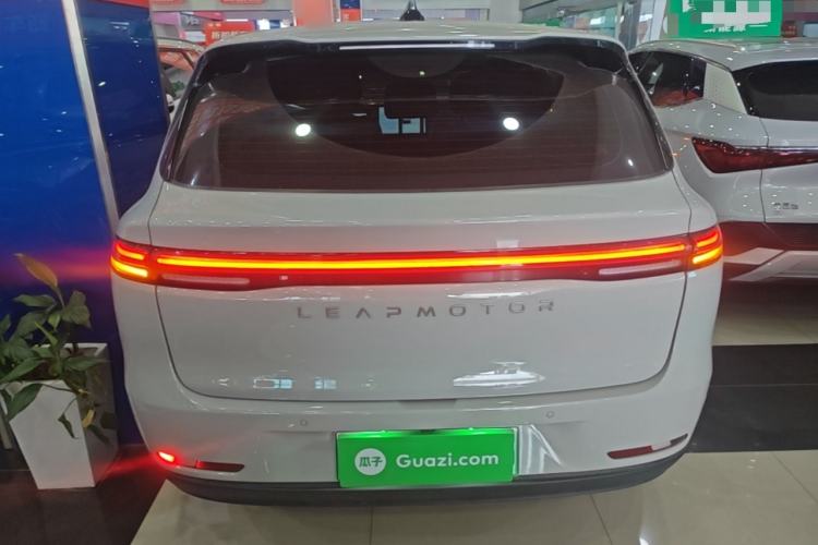 Leapmotor C10 2024 — 5
