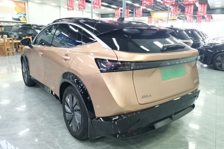Nissan Ariya 2022 — 4
