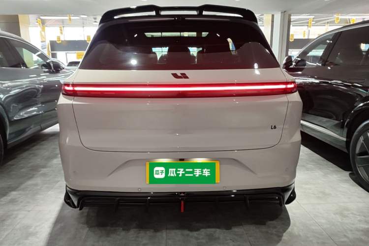 Li Auto L6 2024 — 5