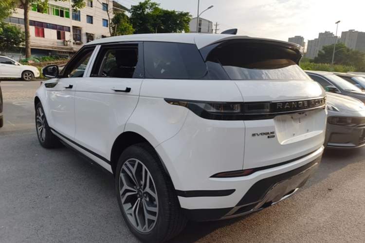 Land Rover Range Rover Evoque 2023 — фото 4