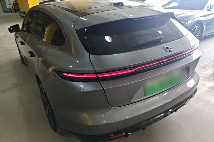 NIO ET5T 2025 — 4