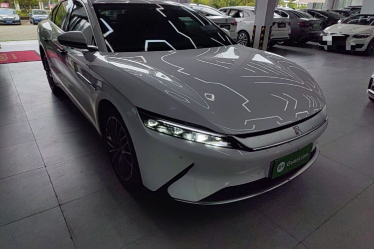 BYD Han 2021 — 3