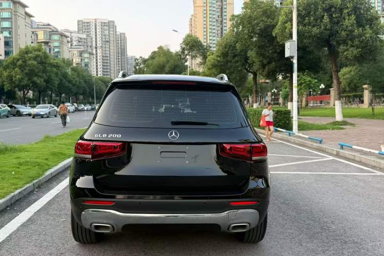 Mercedes-Benz GLB 200 2022 — 5