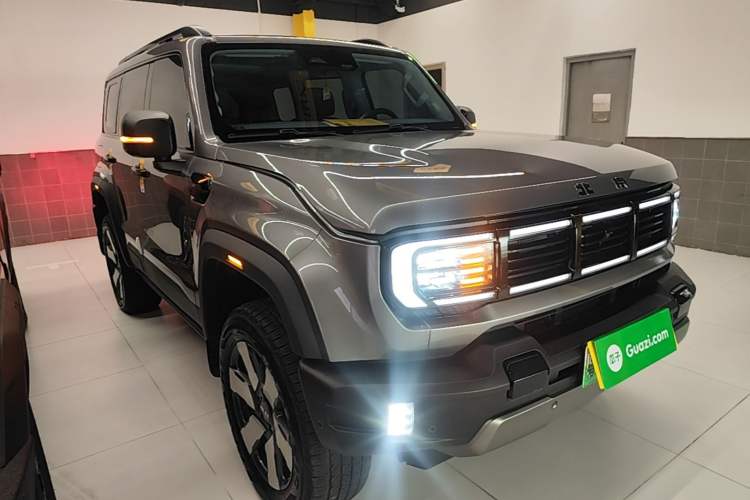 BAIC BJ40 2025 — 3