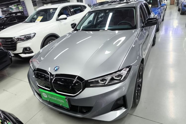 BMW i3 2024 — 2