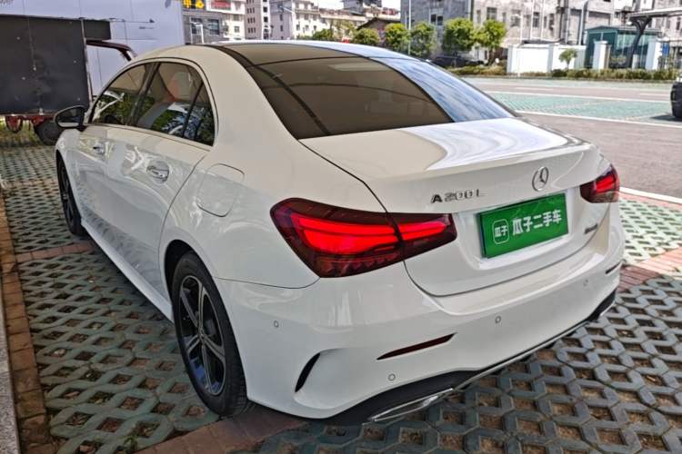 Mercedes-Benz A 200 L 2023 — фото 4