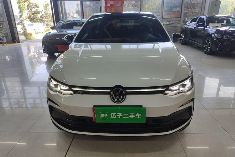 Volkswagen Golf 2023 — фото 2