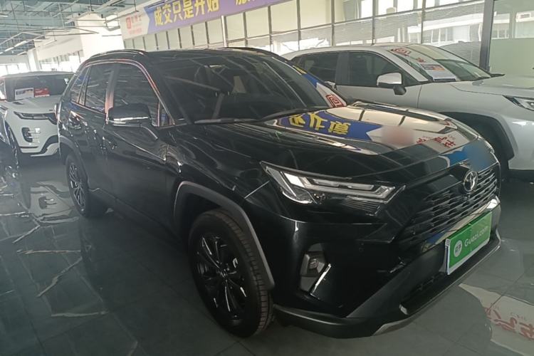 Toyota RAV4 2023 — 3