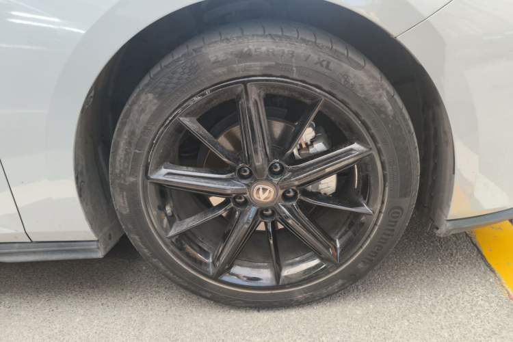 ChangAn UNI-V 2022 — 5