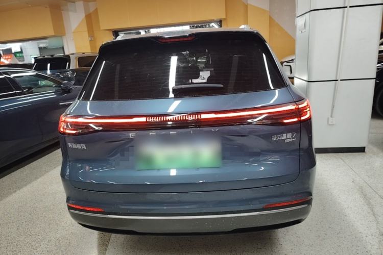 Geely Xingjian 7 2025 — 5