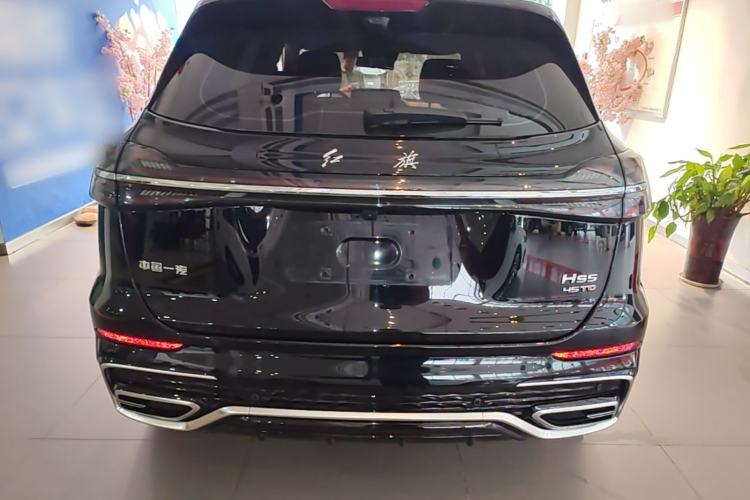 Hongqi HS5 2023 — 5