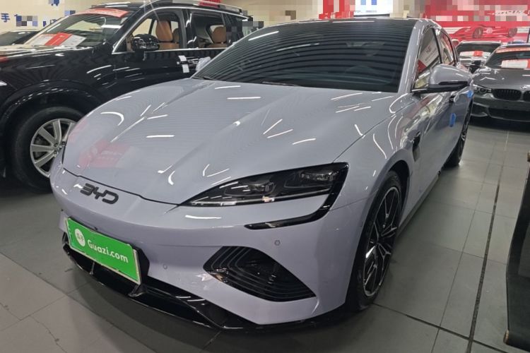 BYD Seal 2025 — фото 1