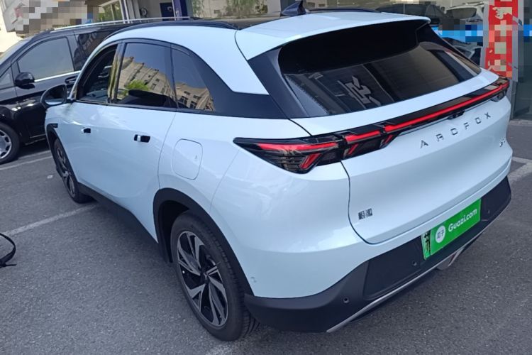 BAIC Alpha T5 2024 — 4