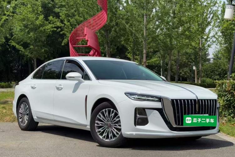 Hongqi H5 2024 — 3
