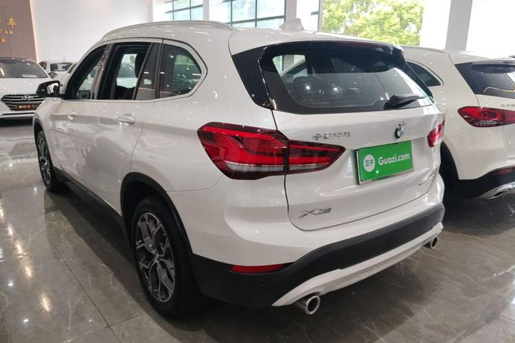 BMW X1 2022 — фото 4