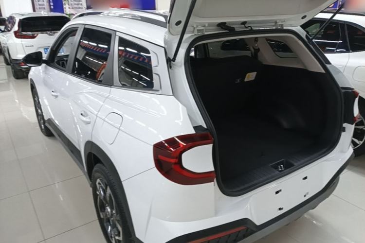 Hyundai ix35 2023 — 4